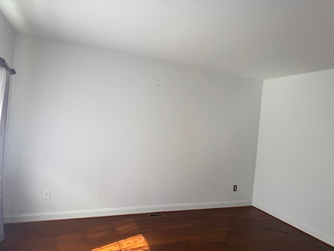 Photo - 6 Heather Loft Ct