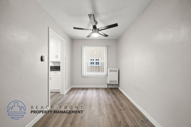 Photo - 2070-2080 Magnolia Ave.