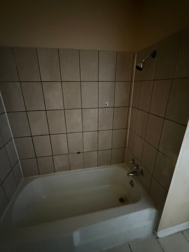 Photo - 5607 Pickfair St Unit A