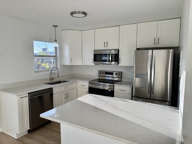 Photo - 8003 Beach Dr Unit A