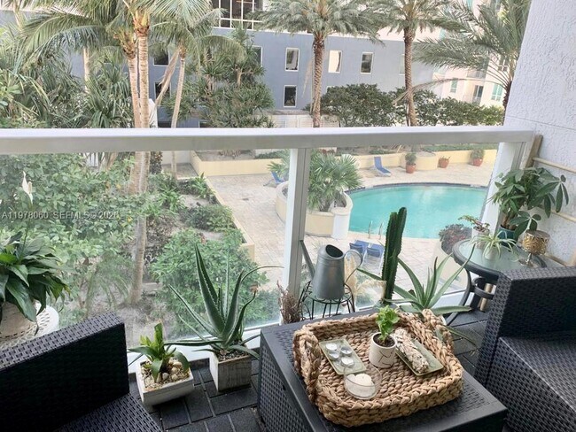 Photo - 253 NE 2nd St Unit 1008