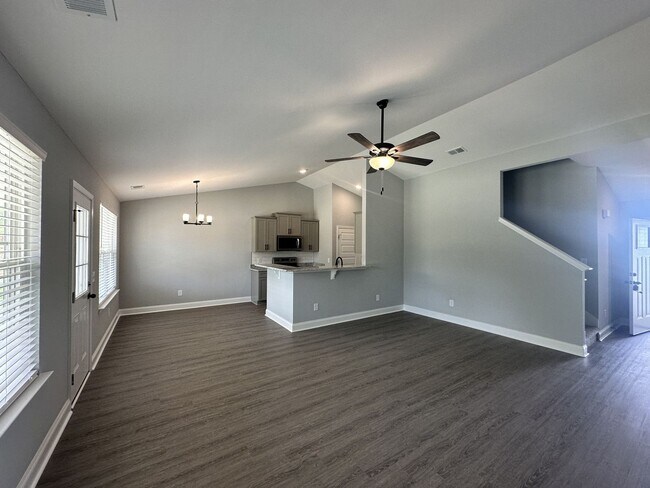 1020 Addler Dr