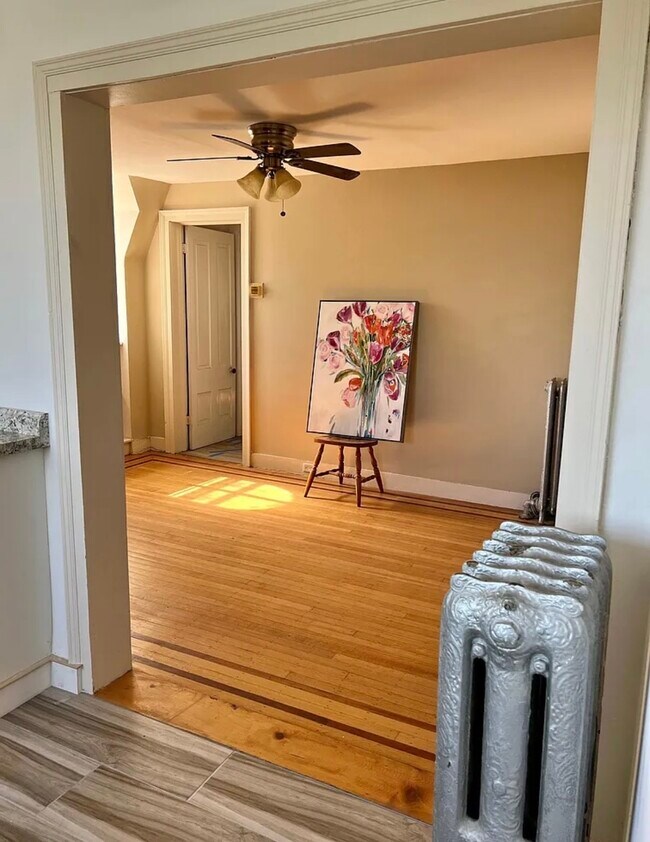 Photo - 222 Montgomery St Unit 5