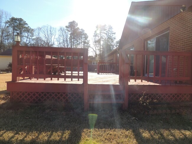 Photo - 2549 Bogese Dr