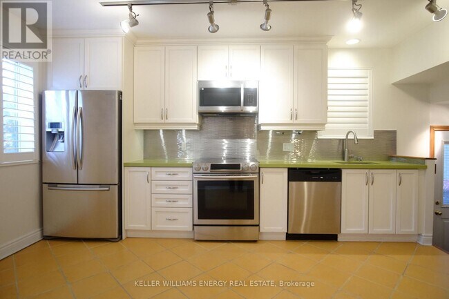 Photo - 8 Lynndale Rd