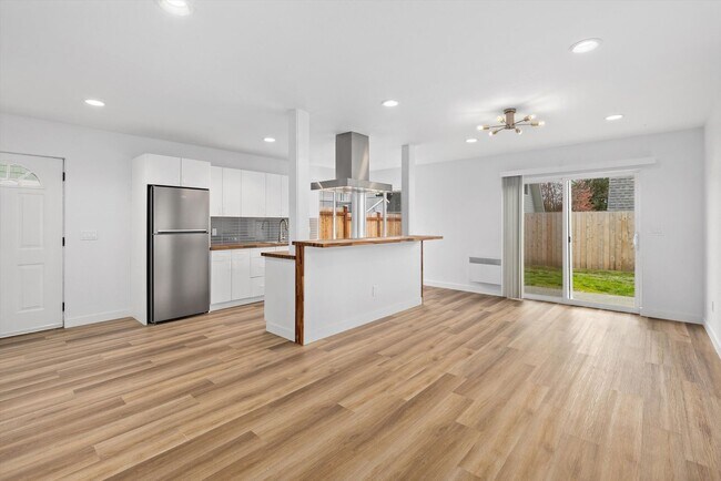 Photo - 11235 37th Ave SW Unit C