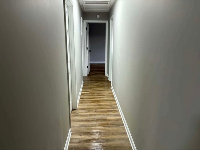 Photo - 213 Poplar St