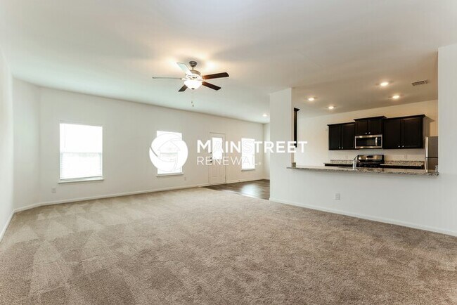 Photo - 4 Bedroom Pet-Friendly Home in New Braunfe...