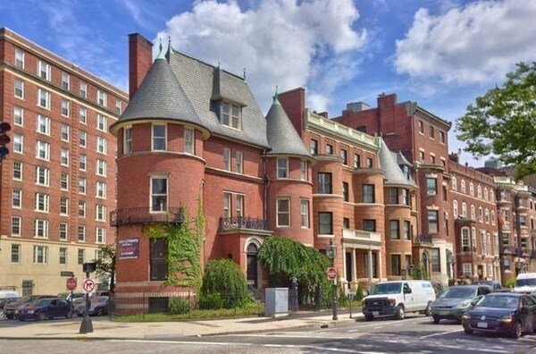 Photo - 495 Commonwealth Ave Unit 4