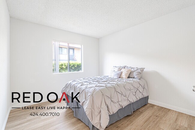 Photo - 6601 Victoria Ave Unit 107