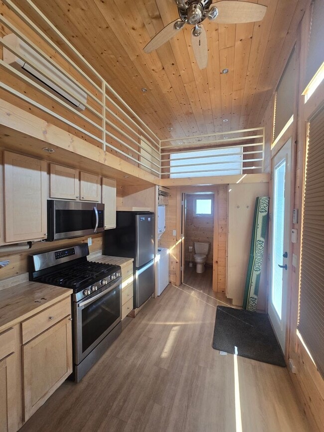 Photo - Modern Tiny Home!!