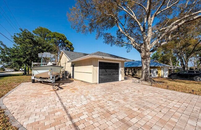 Photo - 2890 1st Pl