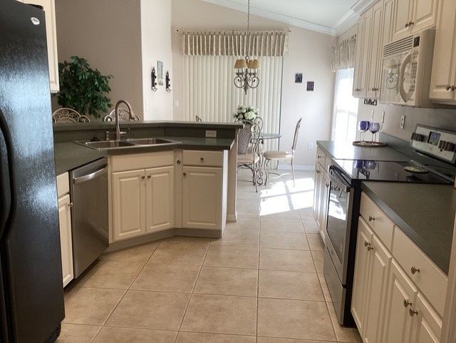 Photo - 9201 Independence Way