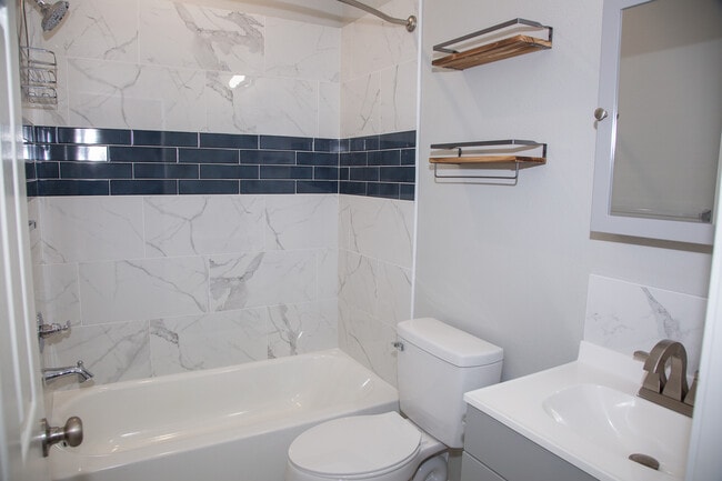 Photo - 7656 Anchor Dr