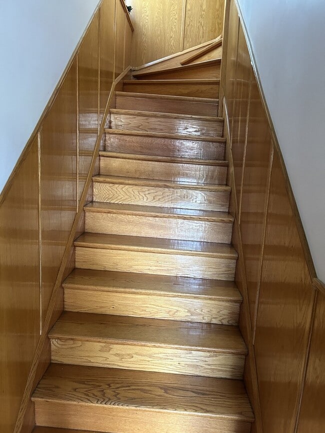 Photo - 5107 W Cullom Ave