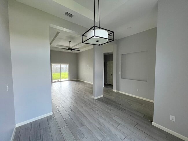 Photo - 1862 Castillo St