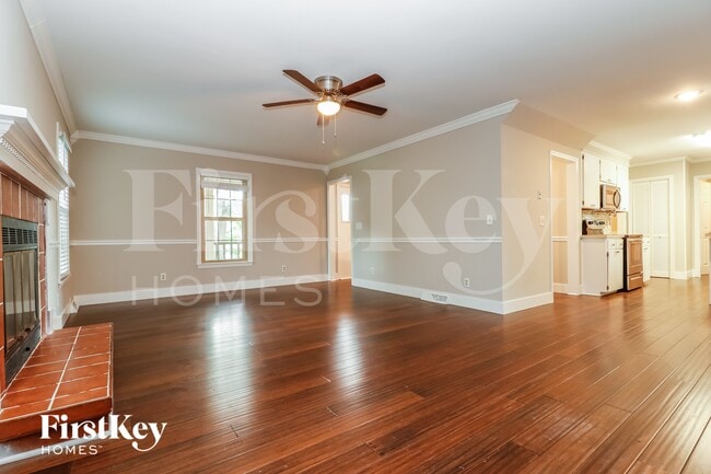 Photo - 120 Fox Chase Dr