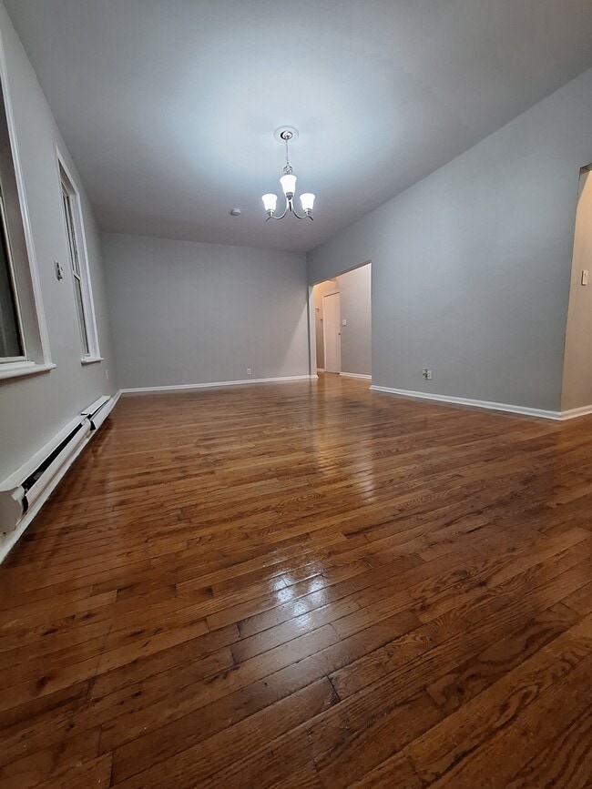 Photo - 98 Main St Unit Apt 2R