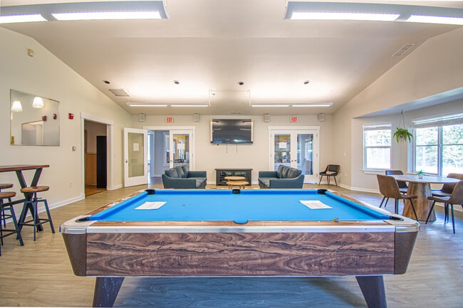 Building Photo - Troutdale Terrace