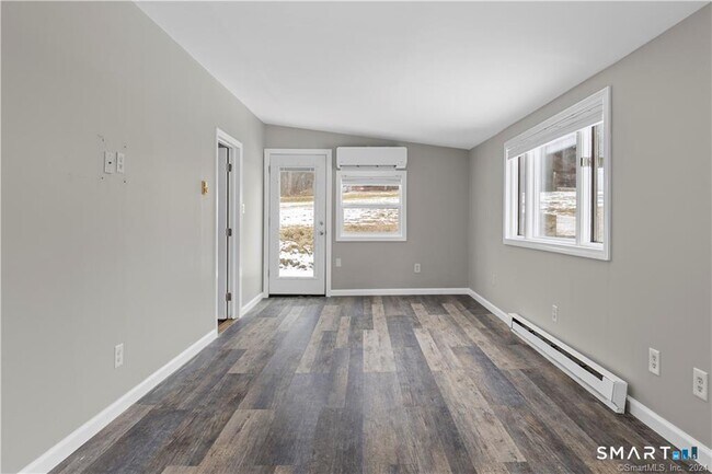 Photo - 1162 Moose Hill Rd