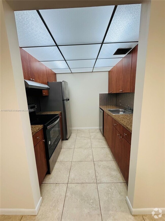 Building Photo - 13250 SW 4th Ct Unit 109G Rental