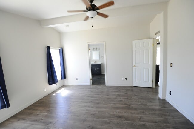 Photo - 2468 W Poleline Ave