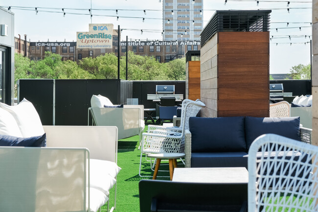 Photo - The Winnie Apartments