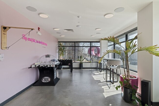 Photo - 741 Spring Garden St Unidad SI ID1549965P