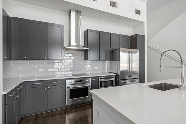 Photo - Marq Music Row