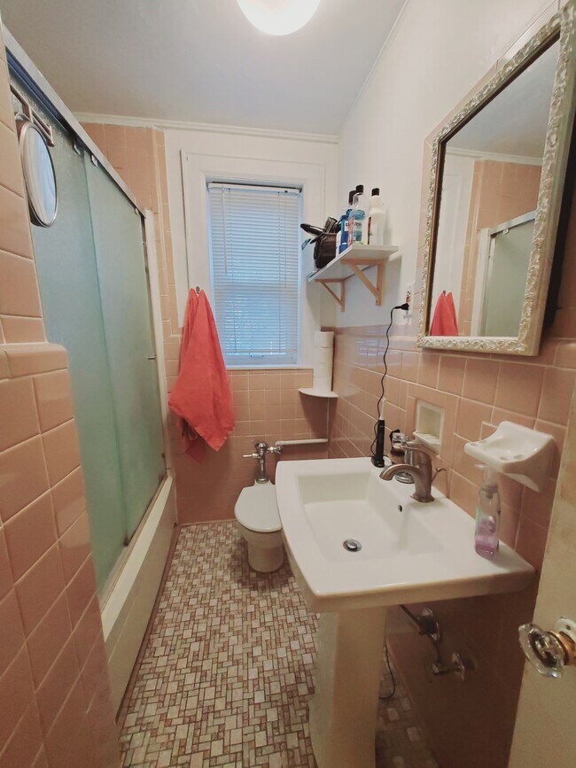 Photo - 641 Summer St Unit E