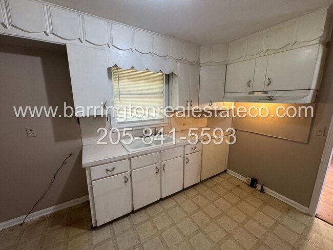 Photo - 140 Carol Dr