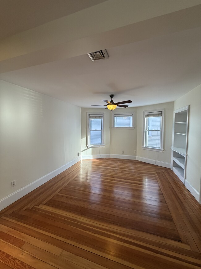 Photo - 45 Houghton St Unit 2