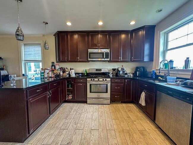 Photo - 77 Faywood Ave