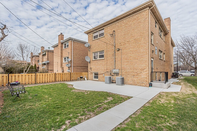 6420 Spaulding Ave