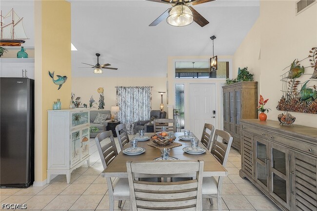 Photo - 1409 SW 1st Pl