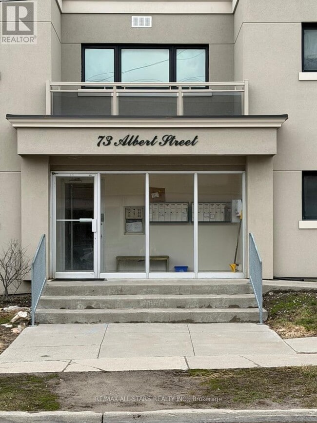 Photo - 73 Albert St Unité 7