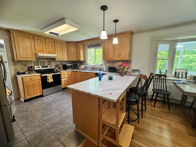 Photo - 44 Stowell Rd