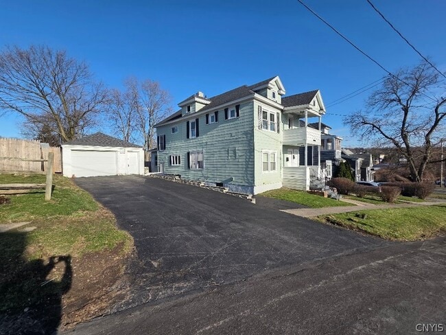 Photo - 112 Gale Ave