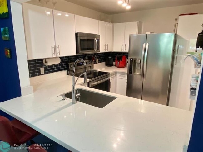 Photo - 421 SE 10th St Condo Unit 203 A