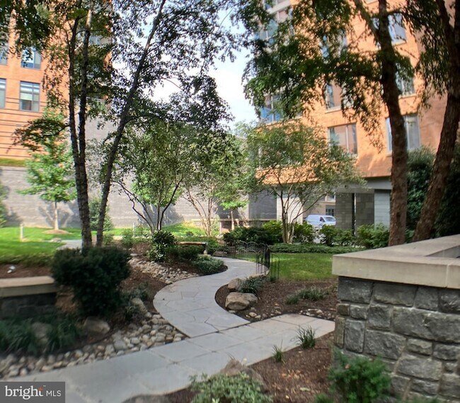 Photo - 2001 15th St N Unidad 319