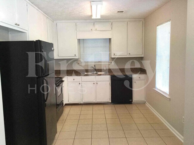 Photo - 8321 Mountain Pass