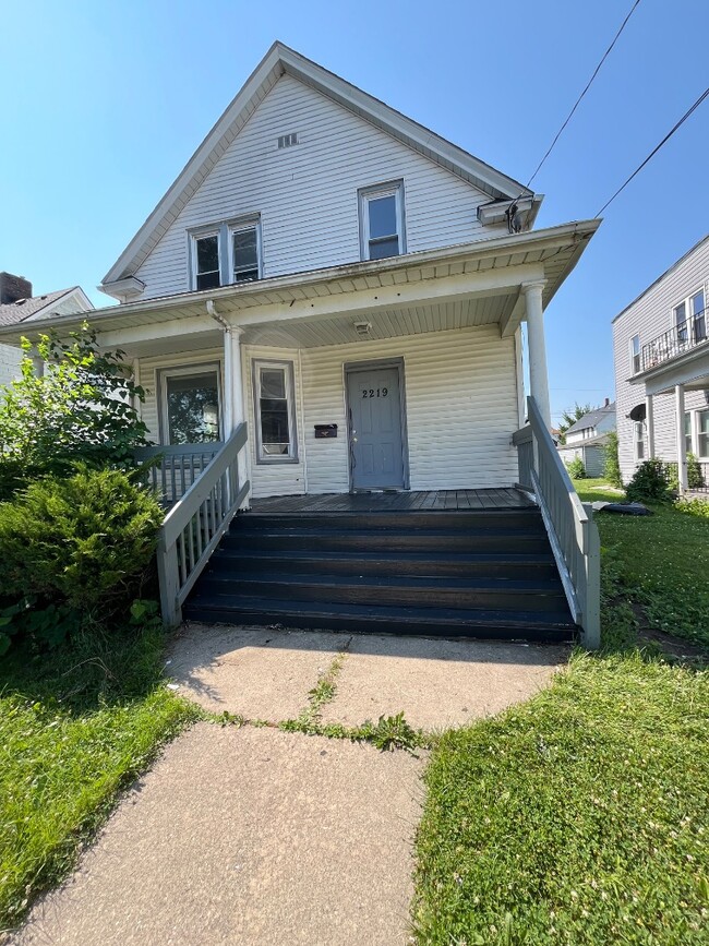 Building Photo - 2219 53rd St Rental