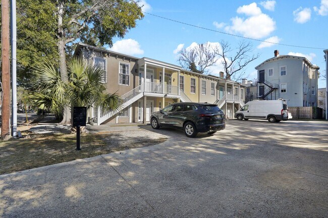 702 Tattnall St Unit A