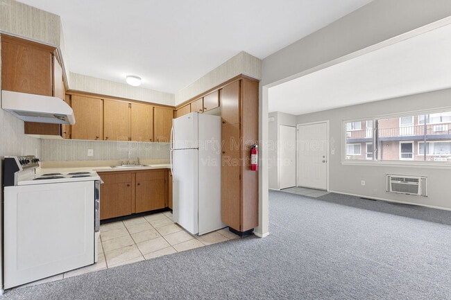 Photo - 426 Oak St Unit 446 7