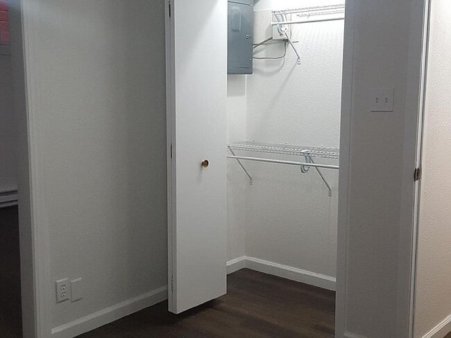 Bedroom Closet - 1324 2nd St Unit 2