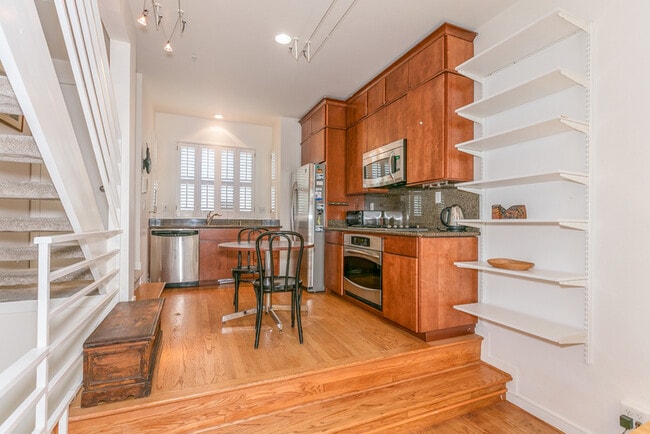 Photo - 161 Shipley St