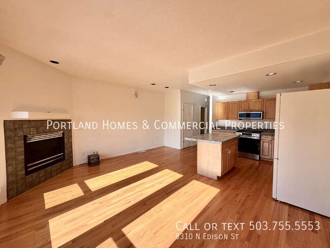 Photo - 8310 N Edison St