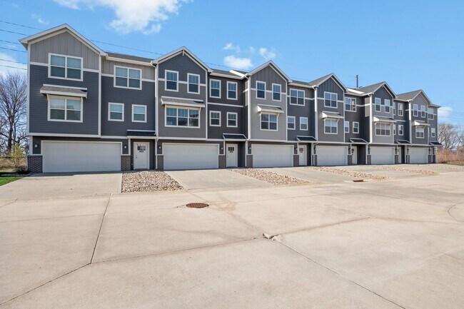 Cove at Kettlestone Townhomes