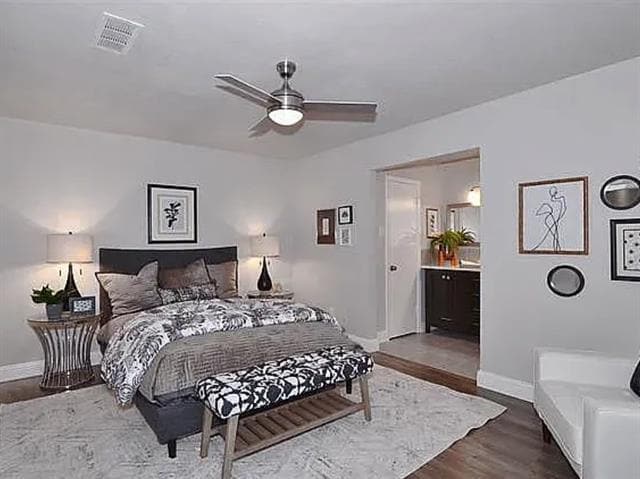 Photo - 3105 Medina St