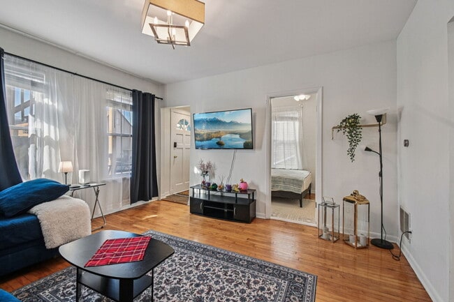 Photo - 5017 N Meade Ave